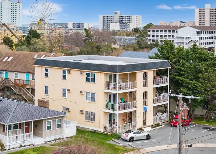 322 Sunset Drive * Ocean Stadt